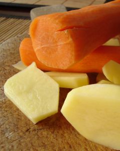 carrot-and-potato-726930-m.jpg